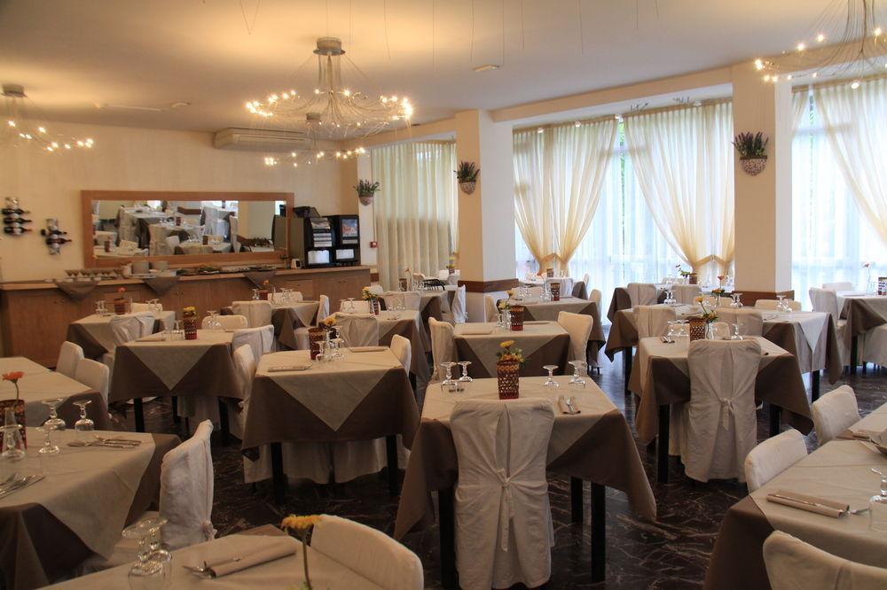 Hotel Bisanzio Cervia Ngoại thất bức ảnh