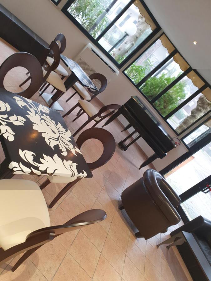 Hotel Bisanzio Cervia Ngoại thất bức ảnh